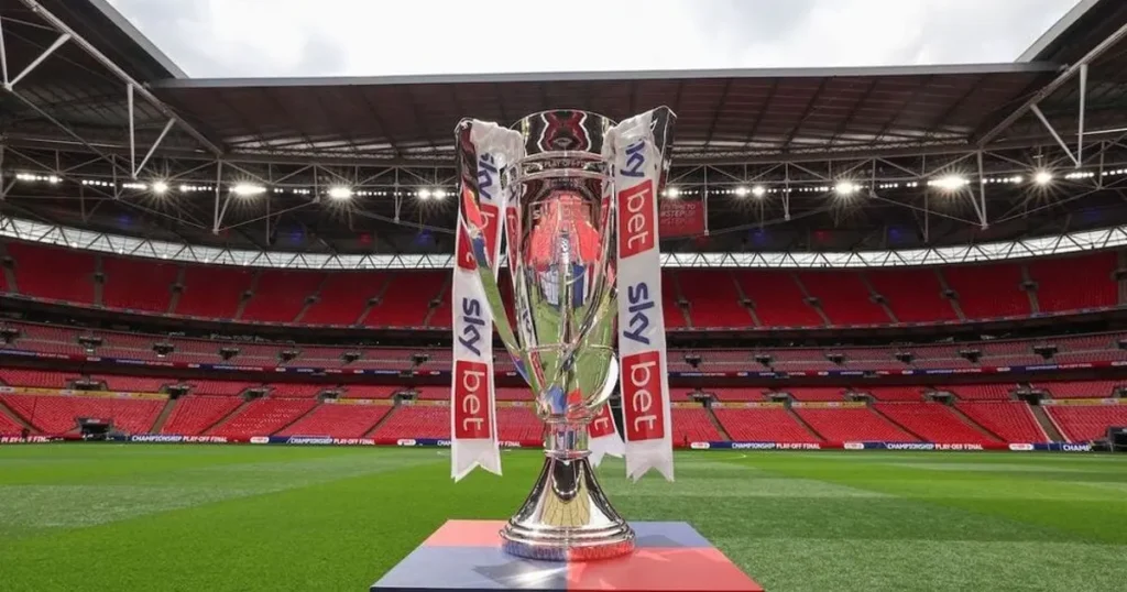 A liga que gasta 96% de tudo o que arrecada apenas com salários championship epl premier league aspect ratio 512 320
